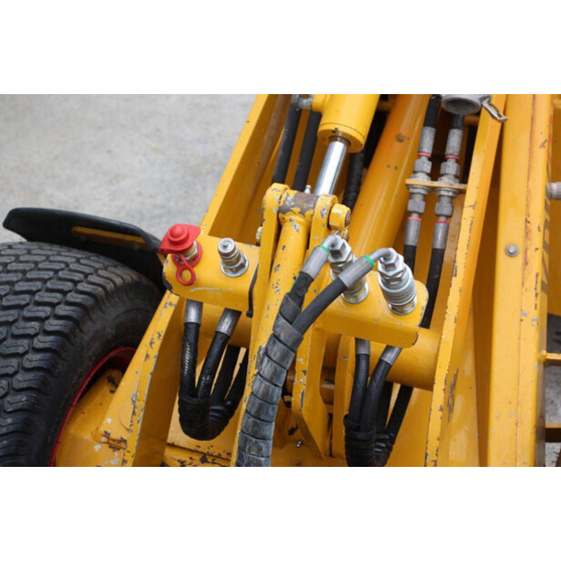 2013 جي بي آر Knikmops 90-46504573