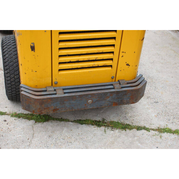 2013 جي بي آر Knikmops 90-46504579