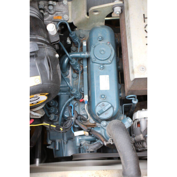 2013 جي بي آر Knikmops 90-46504584