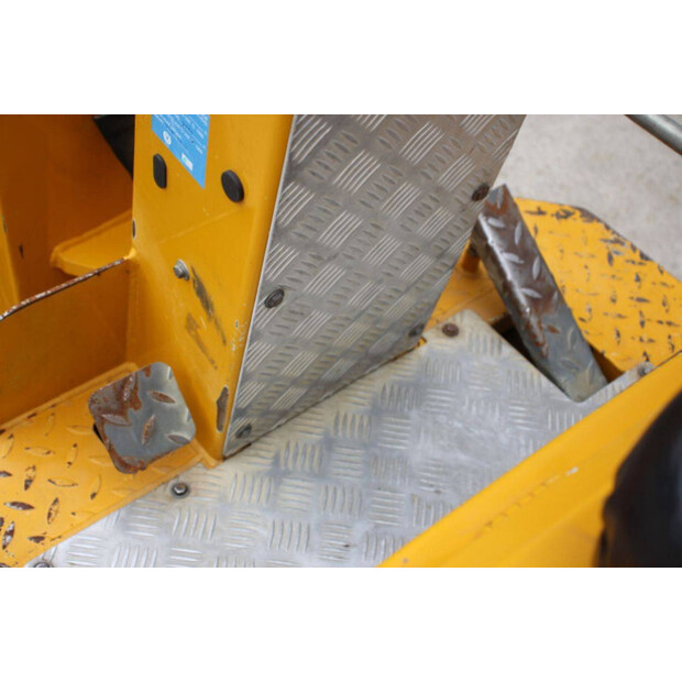 2013 جي بي آر Knikmops 90-46504589