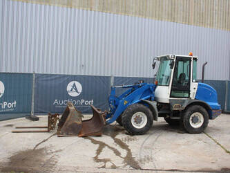Image for WHEEL LOADERS 2005 Liebherr L507