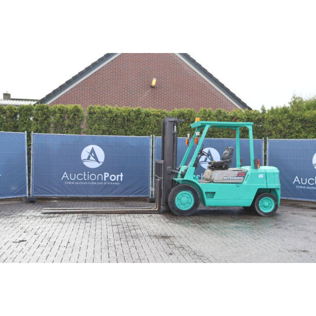 MITSUBISHI FD35-46504863