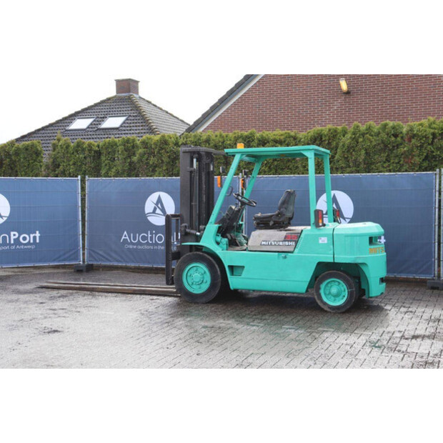 MITSUBISHI FD35-46504865