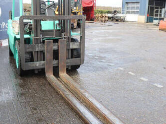 mitsubishi-fd35-1441552-46504869