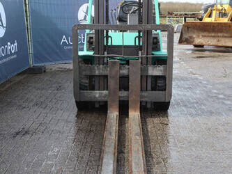 mitsubishi-fd35-1441552-46504870