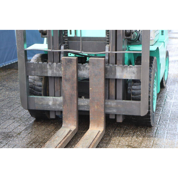 MITSUBISHI FD35-46504873