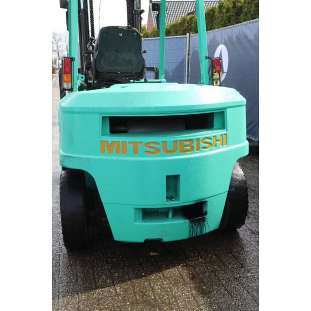 MITSUBISHI FD35-46504877