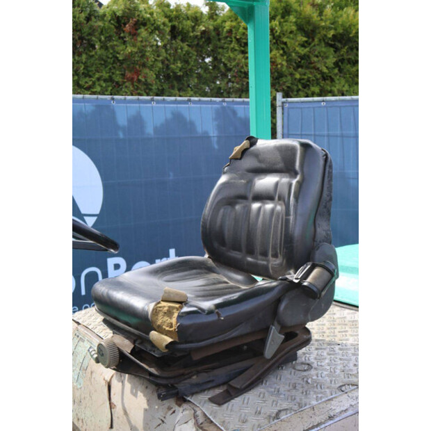 MITSUBISHI FD35-46504880