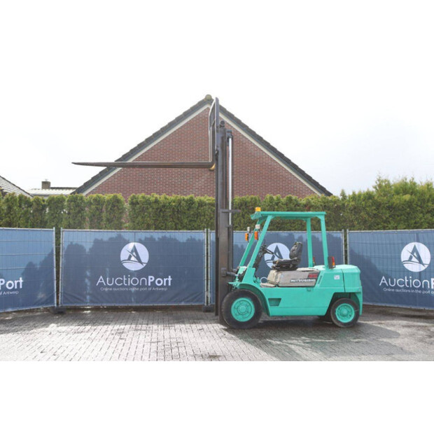 MITSUBISHI FD35-46504892