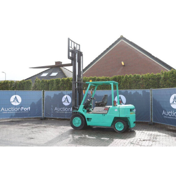 MITSUBISHI FD35-46504894