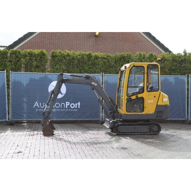 2000 فولفو 261-46504896