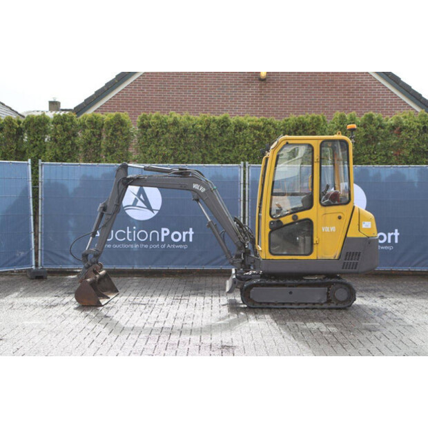 2000 فولفو 261-46504897