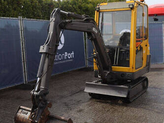 2000-volvo-261-1441553-46504904