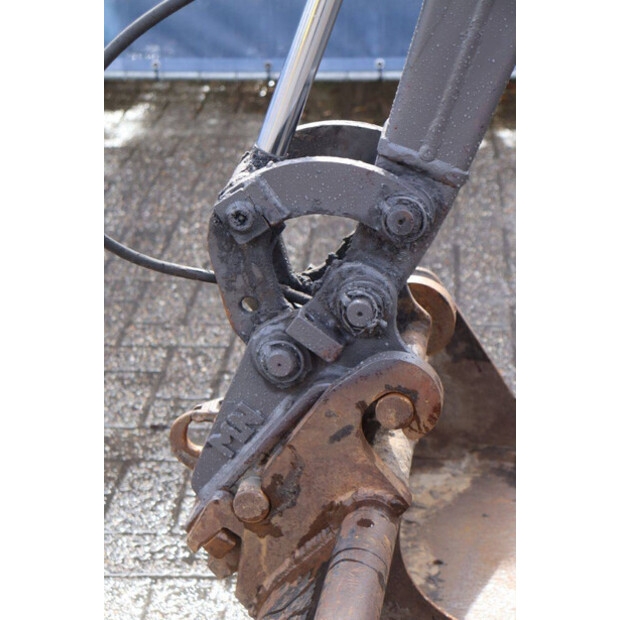 2000 فولفو 261-46504907