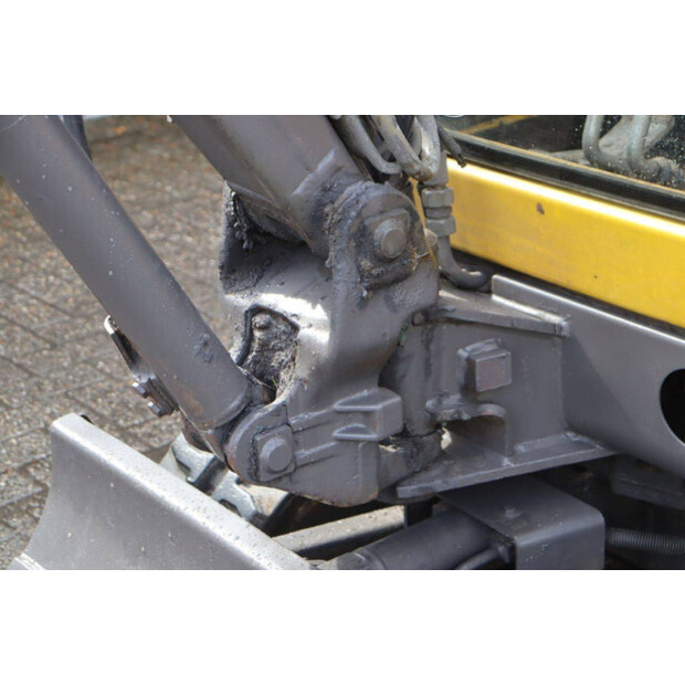 2000 فولفو 261-46504910