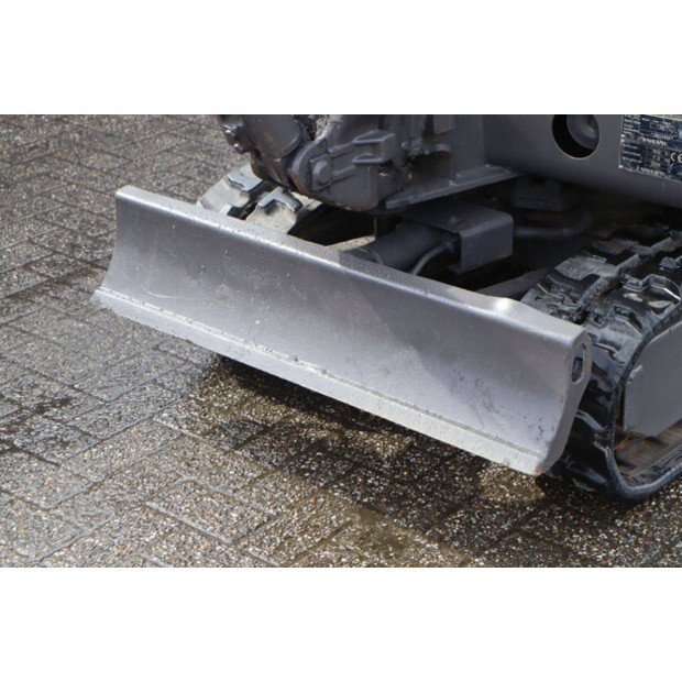 2000 فولفو 261-46504911