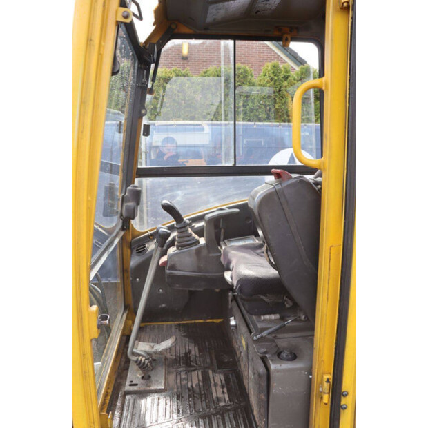 2000 فولفو 261-46504917