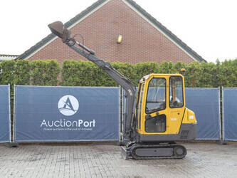 2000-volvo-261-1441553-46504933