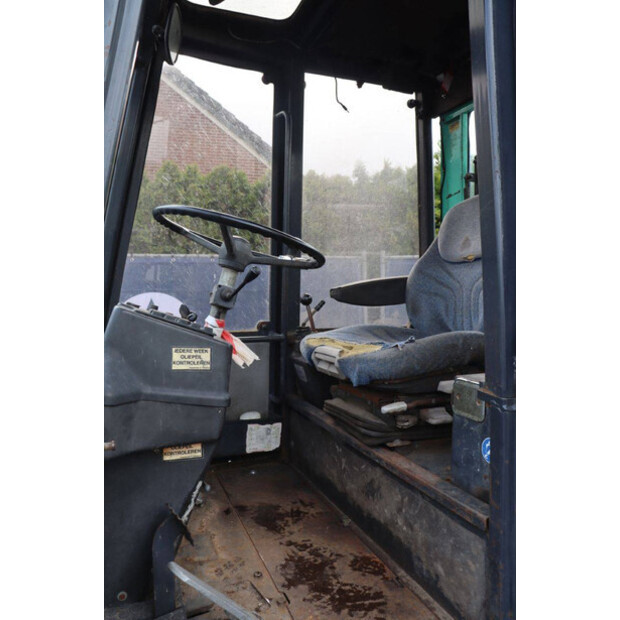 1994 احلامن AL7-46504974