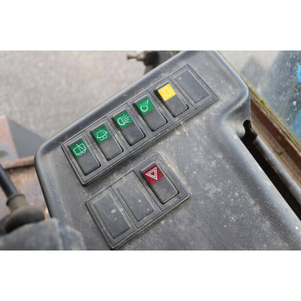 1994 احلامن AL7-46504980