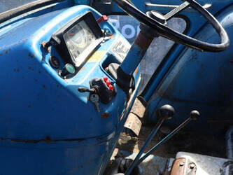 1984-ford-4610-46505109