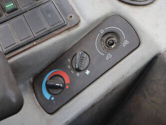 2011-liebherr-l507-46505222