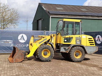 Image de CHARGEUSES SUR PNEUS 2003 Komatsu WA75-3