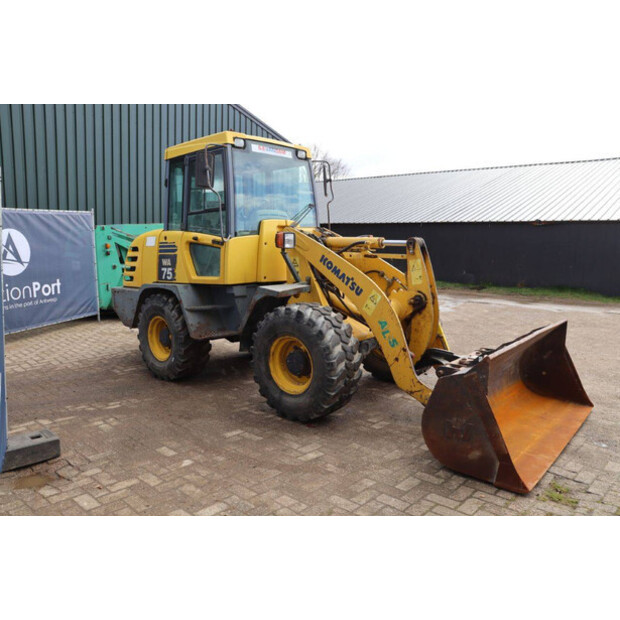 2003 Komatsu WA75-3-46505272