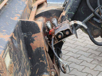 2004-john-deere-3420-46505467