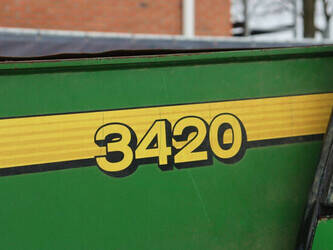 2004-john-deere-3420-46505469