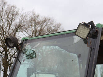 2004-john-deere-3420-46505470