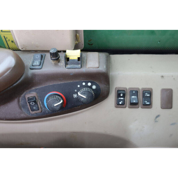 2004 JOHN DEERE 3420-46505490