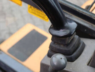 2003-case-28-cab-46505576