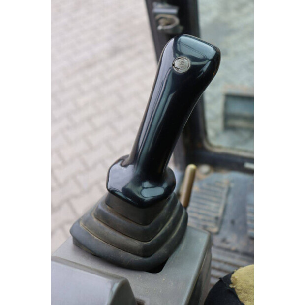 2003 CASE 28 CAB-46505580