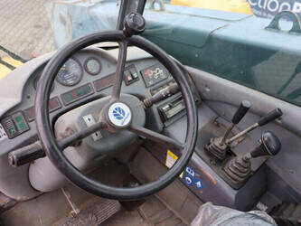 2000-new-holland-lm410-46505611