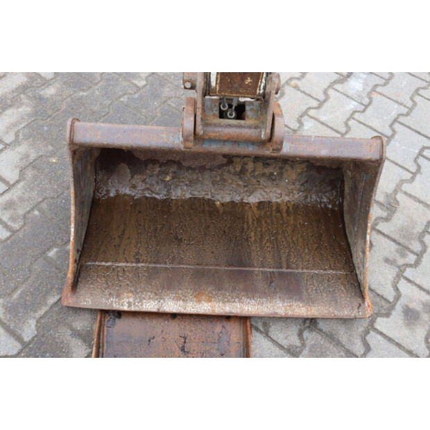 TAKEUCHI TB219-46505639