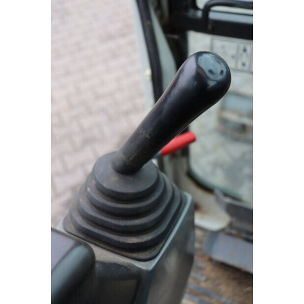 TAKEUCHI TB219-46505667