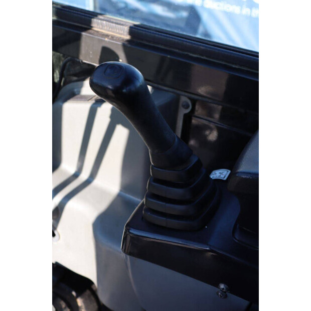 هيونداي ROBEX18-9AK-46505774