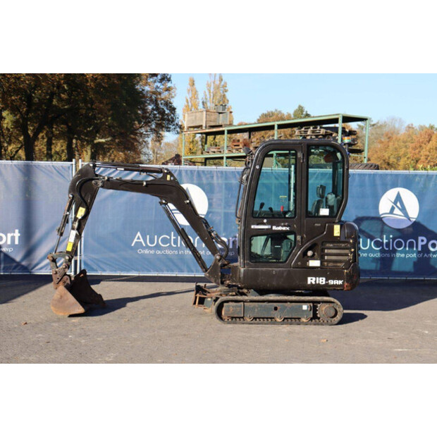 هيونداي Robex R18-9AK-46505792