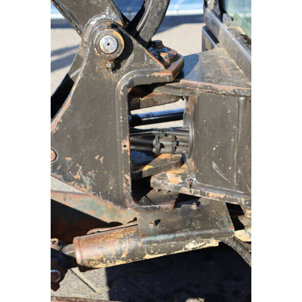 هيونداي Robex R18-9AK-46505812