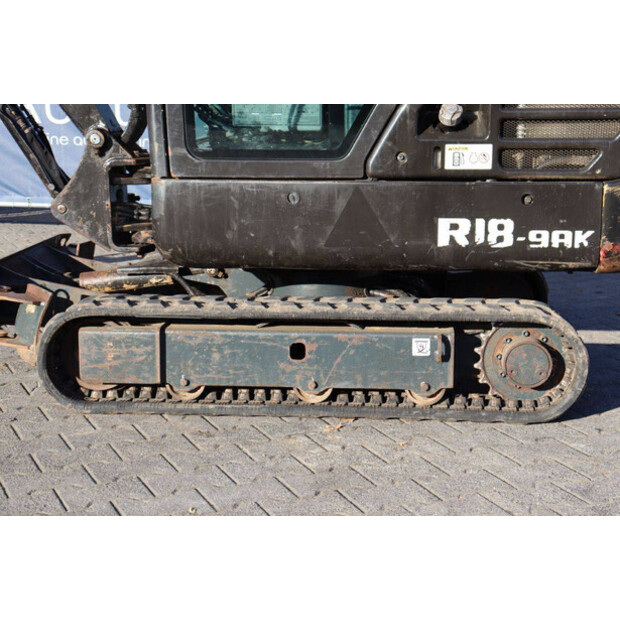 هيونداي Robex R18-9AK-46505818