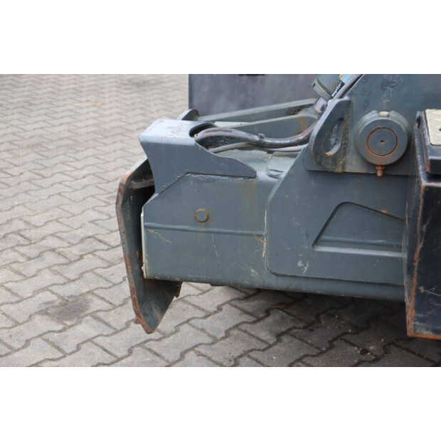 2016 Magni RTH 5.23 S-M/B-46506069