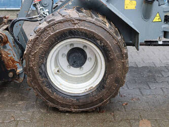 2020-giant-g2500-x-tra-hd-1441583-46506170