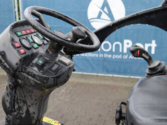 2020-giant-g2500-x-tra-hd-1441583-46506184