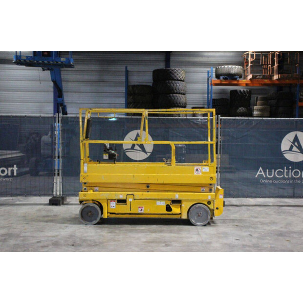 2011 هولوت COMPACT 8-46506310