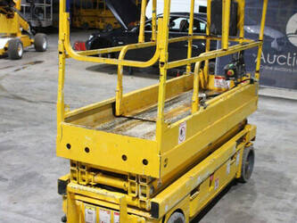 2011-haulotte-compact-8-1441589-46506313