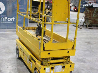 2011-haulotte-compact-8-1441589-46506314