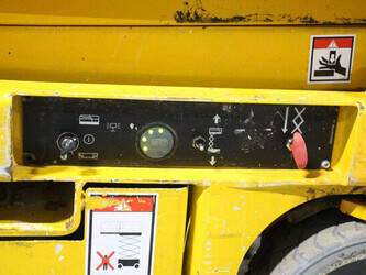 2011-haulotte-compact-8-1441589-46506325