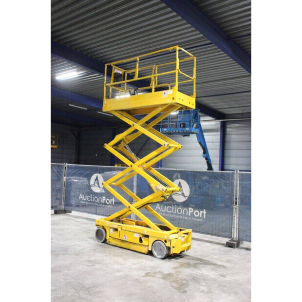 2011 هولوت COMPACT 8-46506330