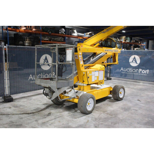 2012 نيفتيليفت HR12NE-46506349